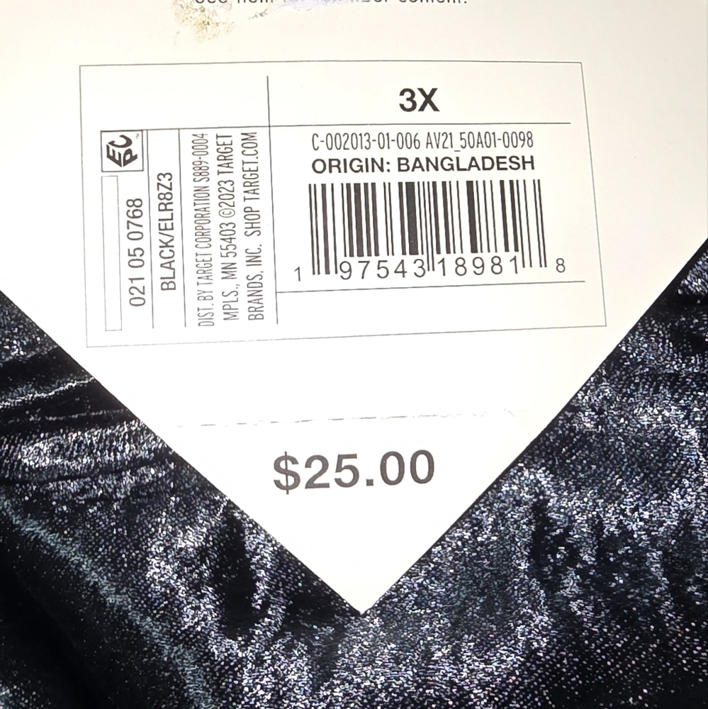 #2690 Ava & Viv Black Satin Flared Sleeve Top - Picture 5 of 7